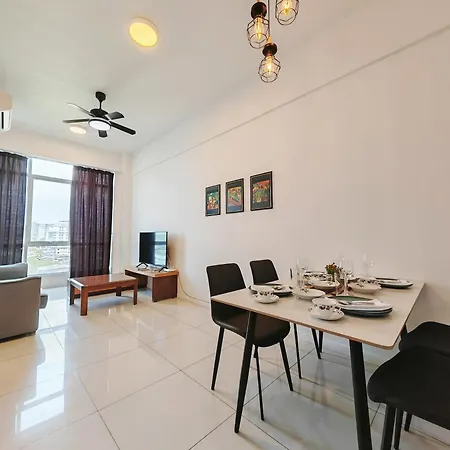 Sutera Avenue Rooftop Infinity Pool Kk Infini Stay Kota Kinabalu Bagian luar foto