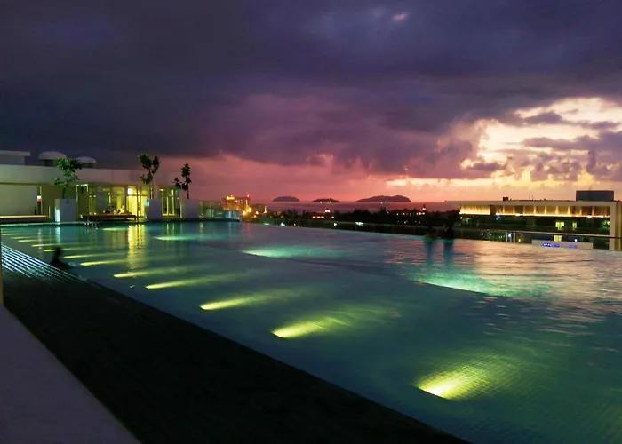 Sutera Avenue Rooftop Infinity Pool Kk Infini Stay