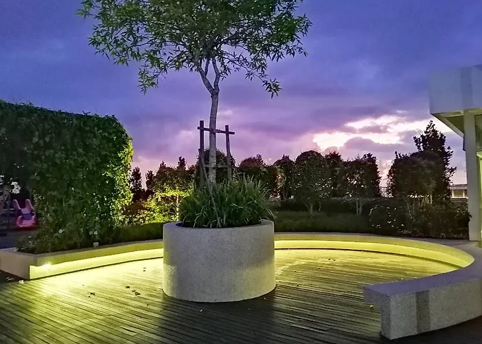Sutera Avenue Rooftop Infinity Pool Kk Infini Stay